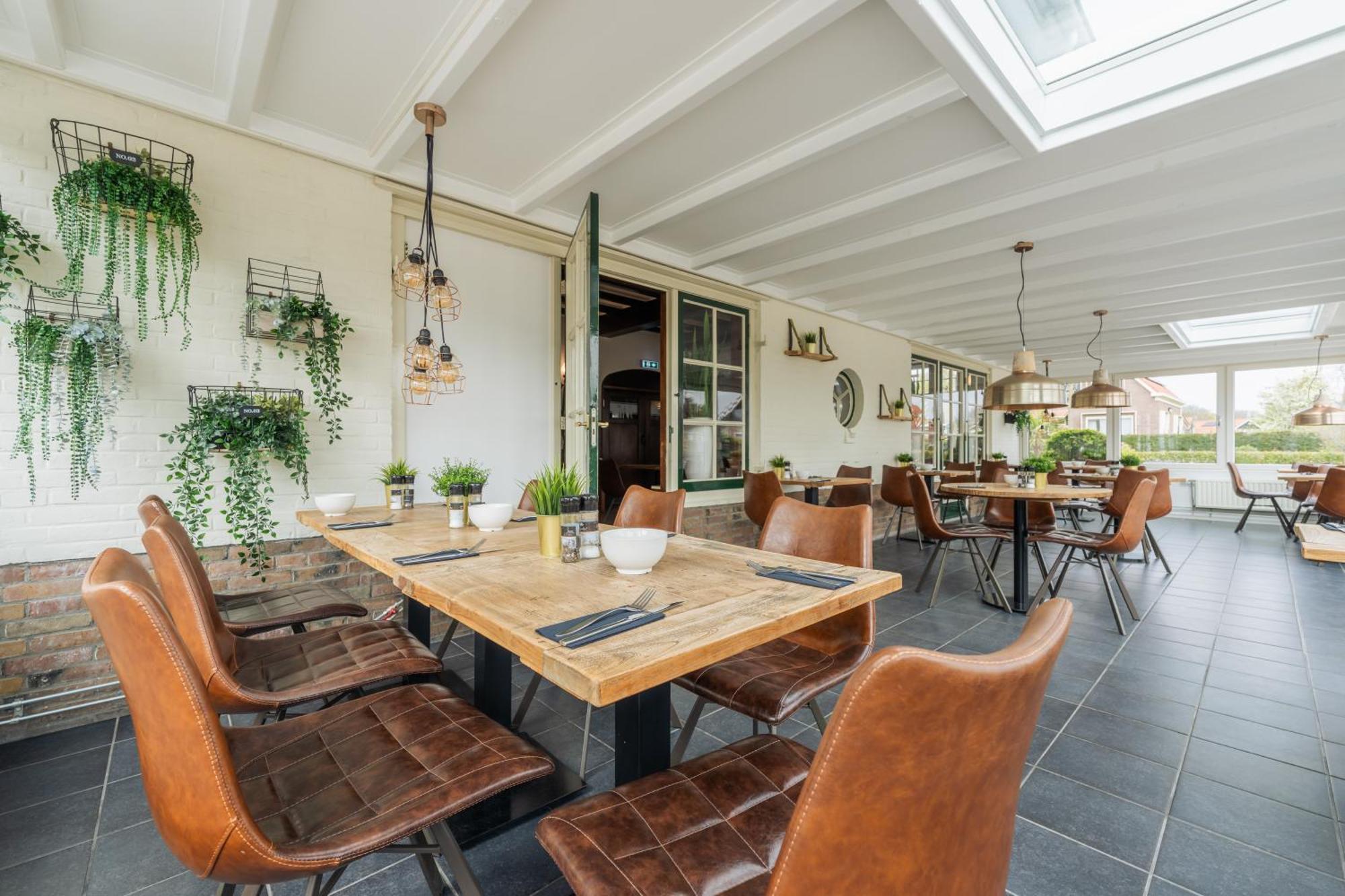 Strandhotel Dennenbos Oostkapelle Eksteriør billede