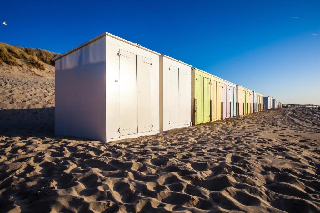 Strandhotel Dennenbos Oostkapelle Eksteriør billede